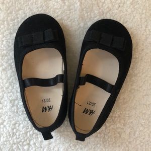 H&M toddler girl ballerina shoes, only worn once